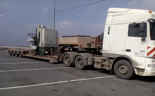 перевозка автобусов на трале фото